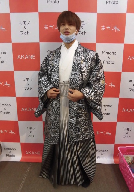 男袴，成人式，銀袴，着物専門店あかね